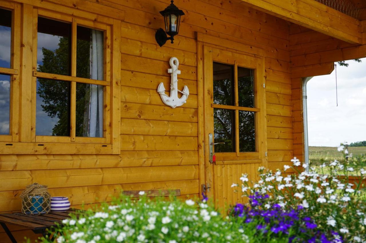 Peenehof Koeppen - Ferienwohnungen & Schlaffaesser Jordenstorf Екстер'єр фото